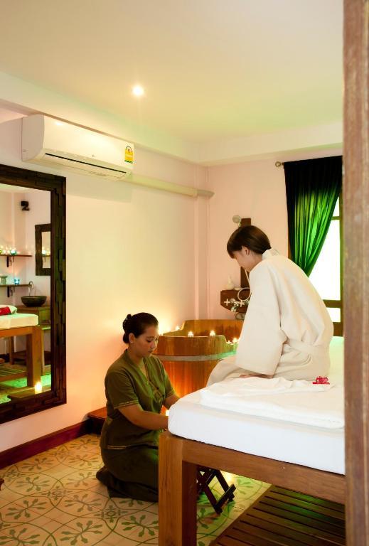 Pier 42 Boutique Resort & Spa Chalong Ngoại thất bức ảnh